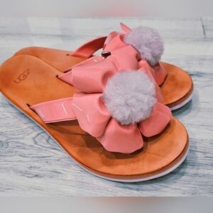 UGGS Womens Coral Flower Slide Sandals